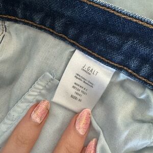 Brandy Melville Shanghai J. Galt Blue Jeans Size medium fits size 4/6